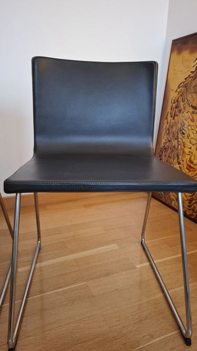 Cadeiras em pele IKEA Bernhard