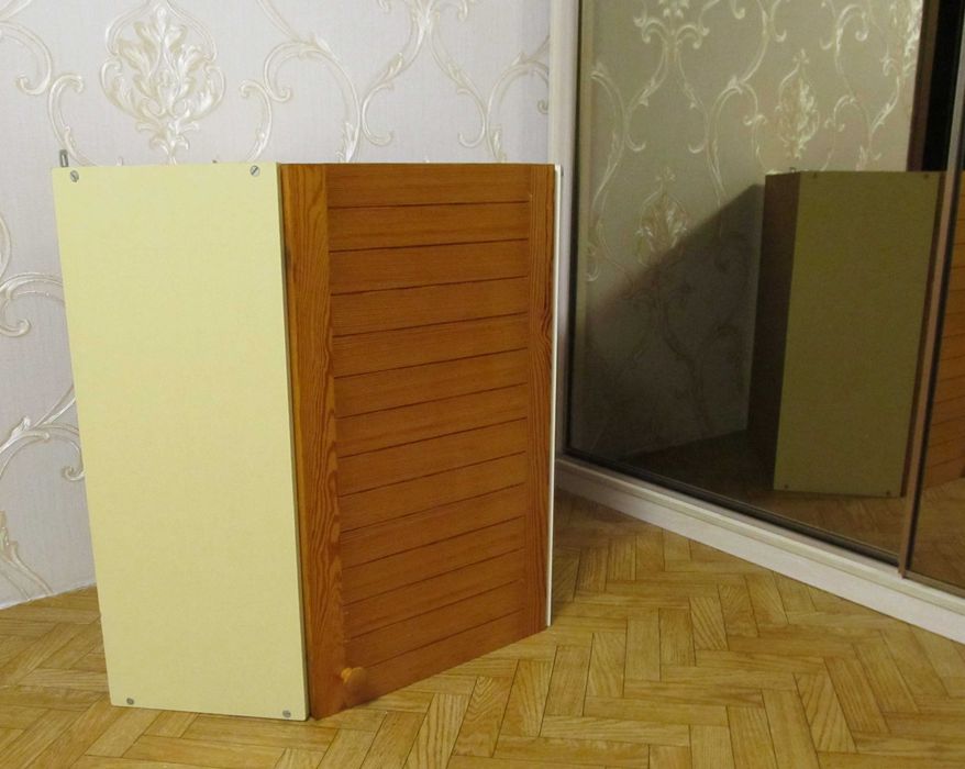 Угловой  буфетный шкафчик с  кухонного комплекта "Магда"  Польша