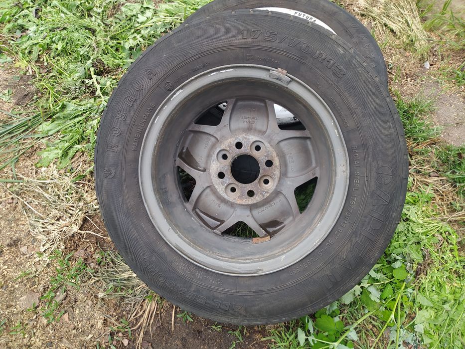 Колесо на дисках R13, 14.