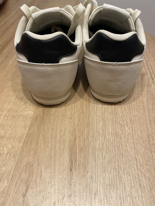 Tenis da Stradivaryus  semi novo
