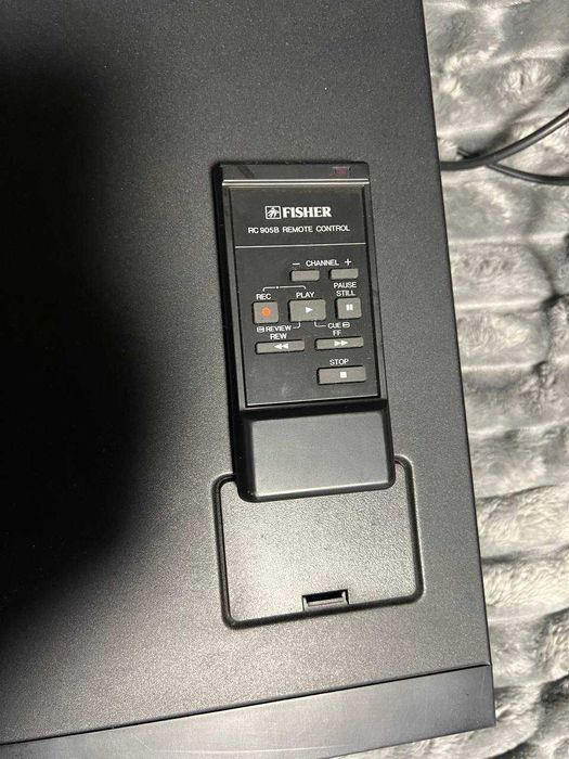 Відеомагнітофон Fisher FVH-U906