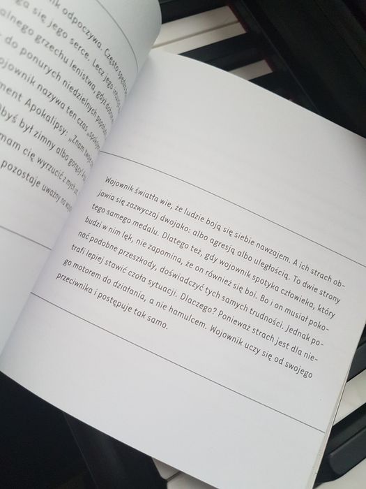 Paulo Coelho "Podręcznik wojownika światła"
