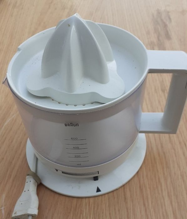 Espremedor eletrico BRAUN