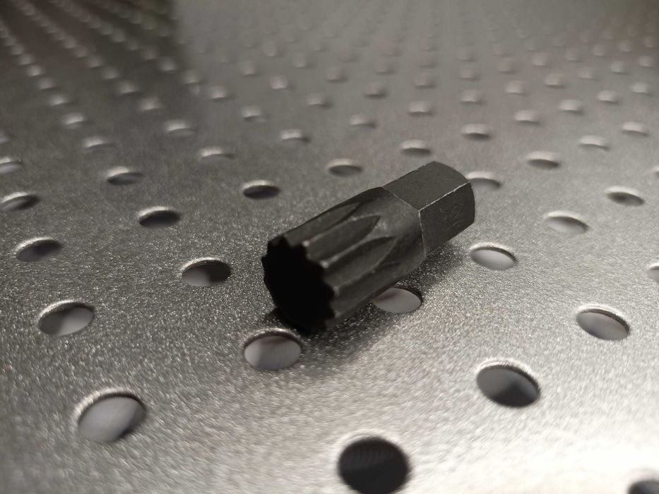 Bit SPLINE M12 x 10 mm długość 30 mm ze stali S2 HONITON HM012