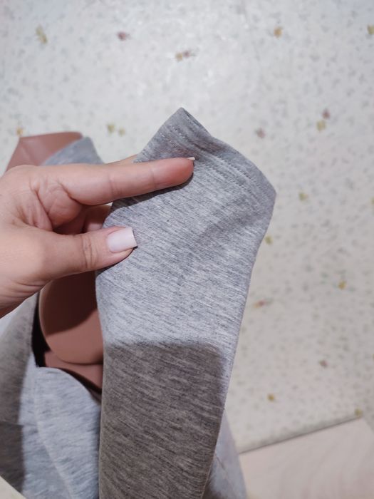 Продам платье весна осень женская S-44