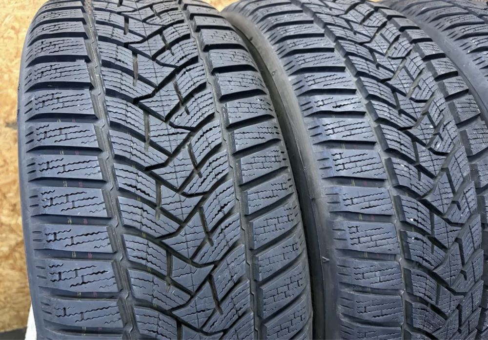 Шини 7.8 мм 2023 рік 215/55 R16 Dunlop , комплект зима