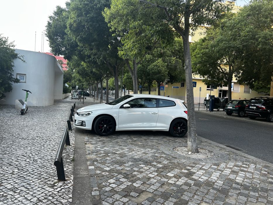 VW Scirocco 2.0 TDI SPORT DSG