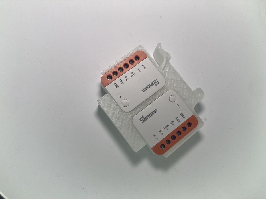 Obudowa na dwa sonoff mini r4 szyna din th35