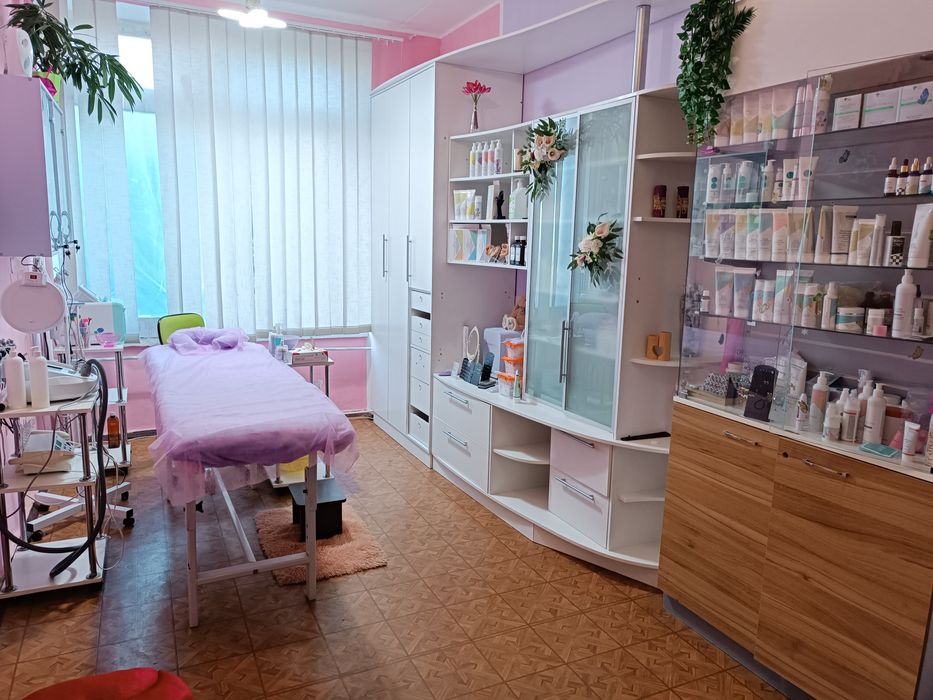 Косметолог Чистка лица Пилинг Rf лифтинг