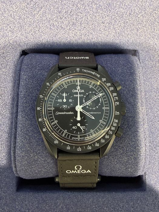 Omega x Swatch MoonSwatch Snoopy Moonphase Black