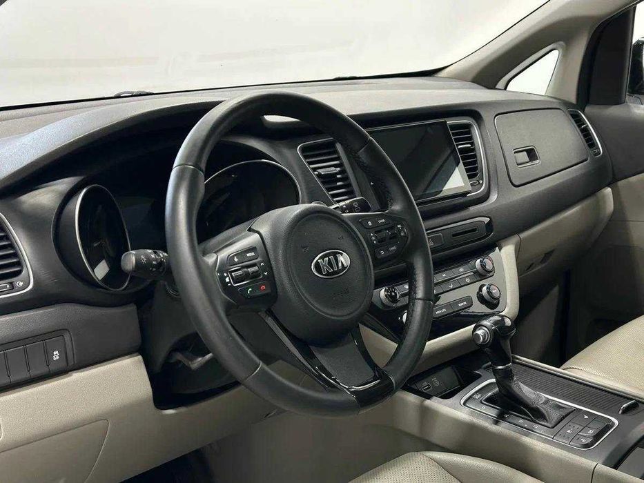 Kia Carnival 2015