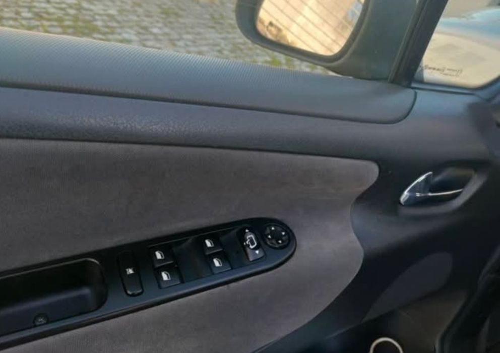 Peugeot 207 1.6HDI 5 lugares Selo antigo