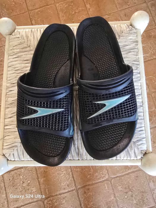 Chinelos de borracha