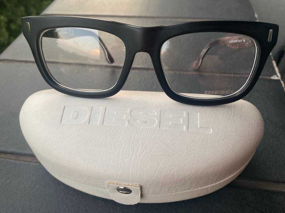 | Okulary korekcyjne DIESEL | Czarne | UNISEX |