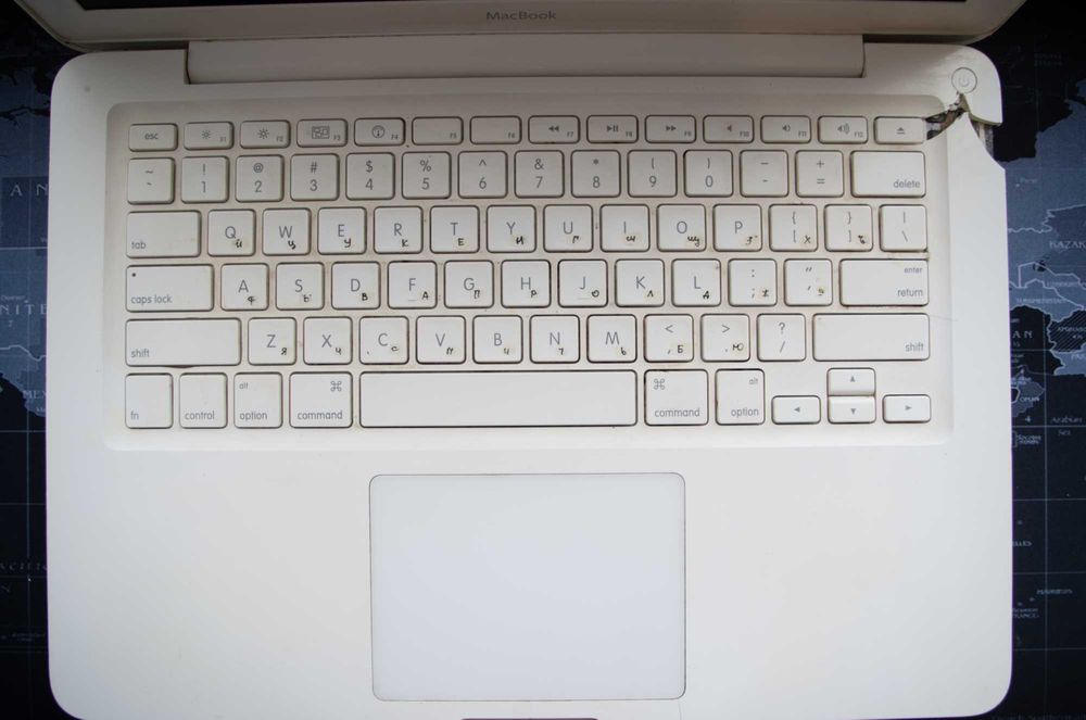 Apple MacBook 13" Mid 2010 A1342 Intel Core2Duo / DDR3 8Gb / HDD 500Gb