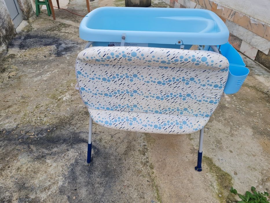 Banheira com trocador Chicco