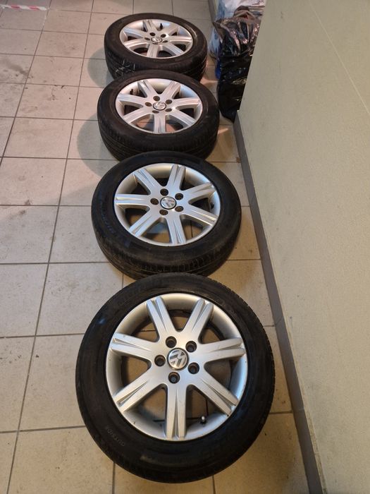 Alufelgi Vw 5x 112 z oponami MICHELIN  16"  lato uzywane