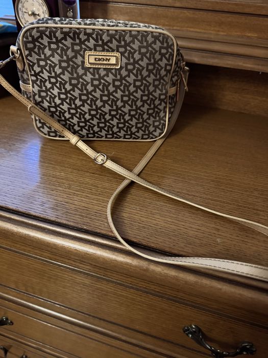 Сумка DKNY оригінал кросбоді