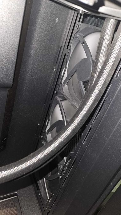 Caixa NZXT H7 Flow Half Tower ATX c/ GARANTIA + 4 ventoinhas