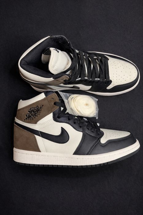 Air Jordan 1 Mocha