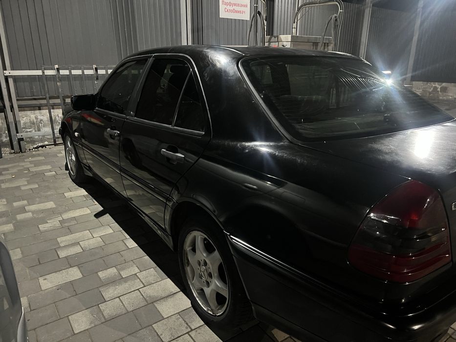 Mercedes c180 w202