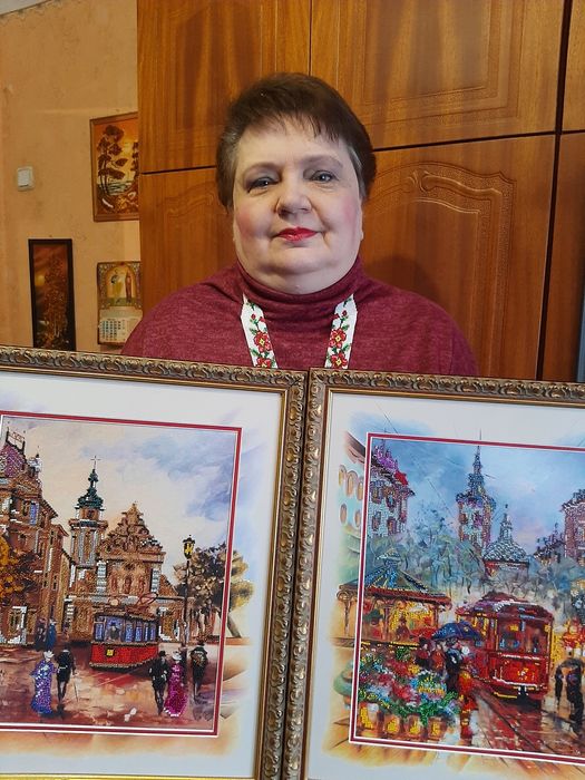 Картины вышитые бисером с  художественной дорисовкой