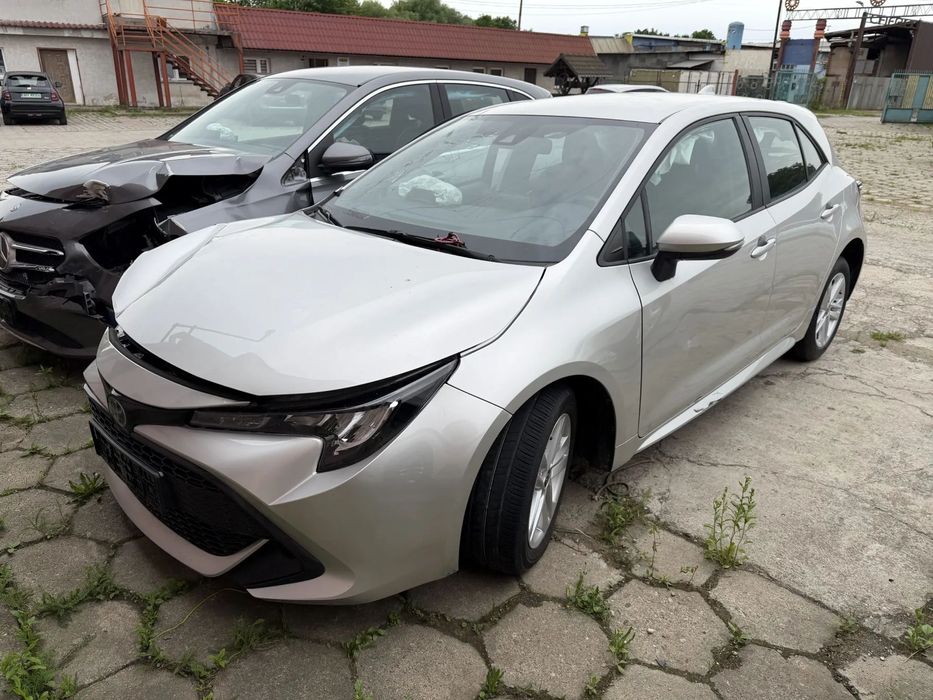Toyota Corolla TOYOTA Corolla 1.8 HYBRID 2023 Hybryda Led Automat Uszkodzony OKAZJA!
