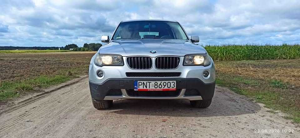 BMW X3 4x4 – Praktyczny i przestronny suv z 2007roku,