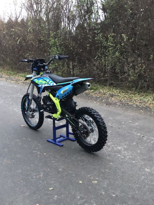 Cross asix lizzard 125cc