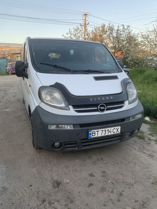 Opel vivaro 2.5.