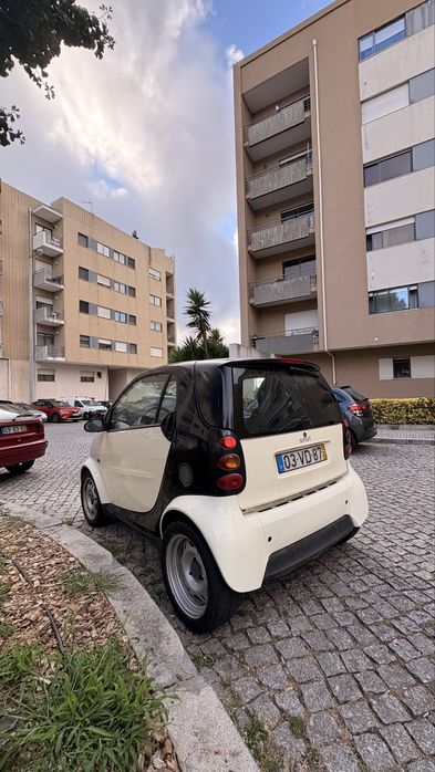 Vendo Smart Fortwo - 2003 - Bem Estimado