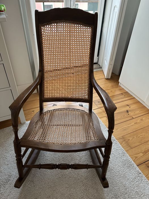 Cadeira de baloiço em Palhinha