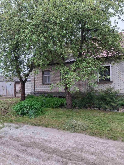 Продам пол домав г. Путивль