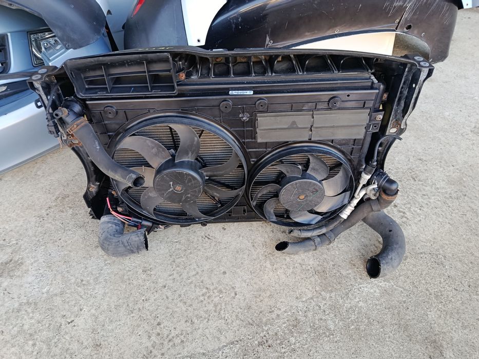 Панель радіаторів (телевізор)vw golf 6, Jetta 6