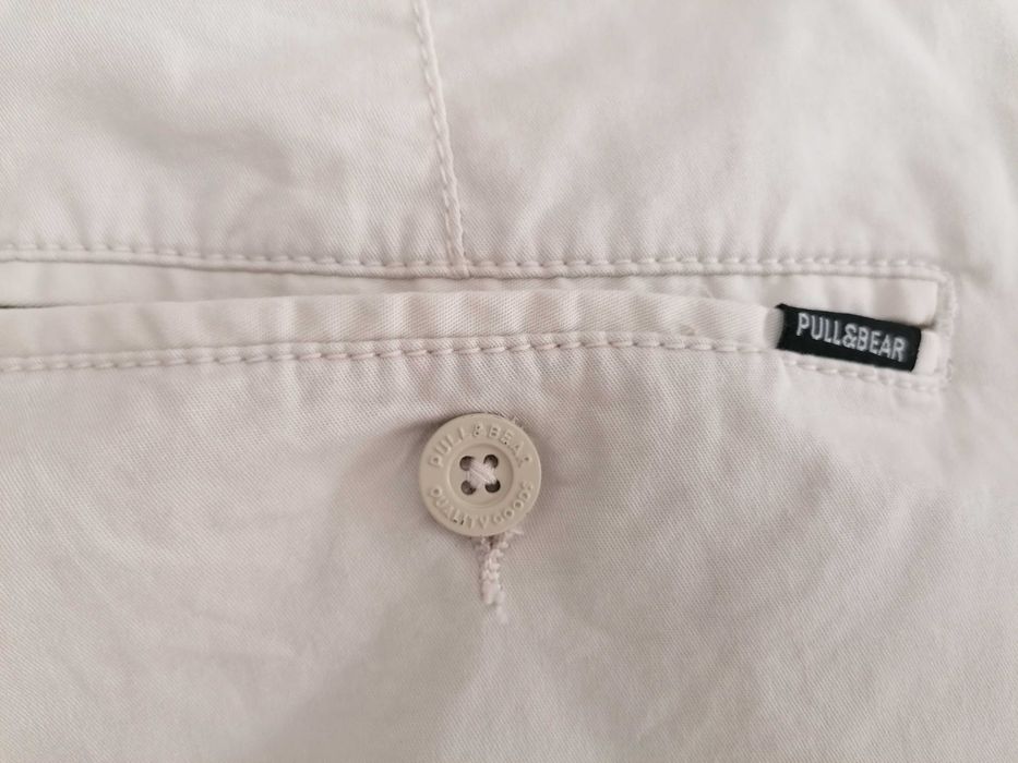 Calções de homem em Bege - Pull and Bear