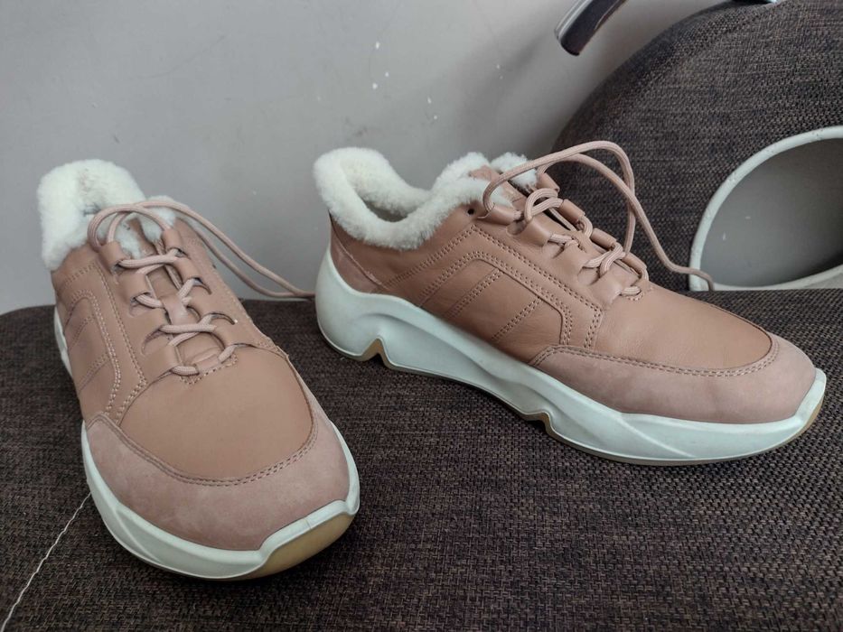 Buty ECCO CHUNKY SNEAKER rozm.40(26) jak nowe