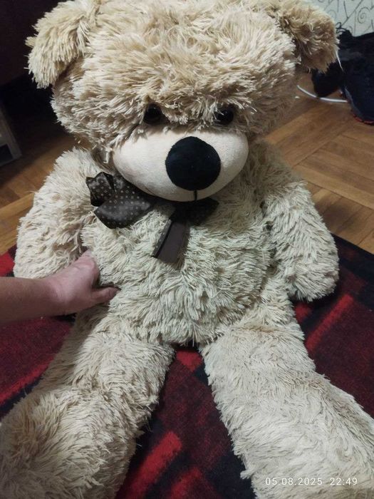 Іграшка великий плюшевий ведмедик