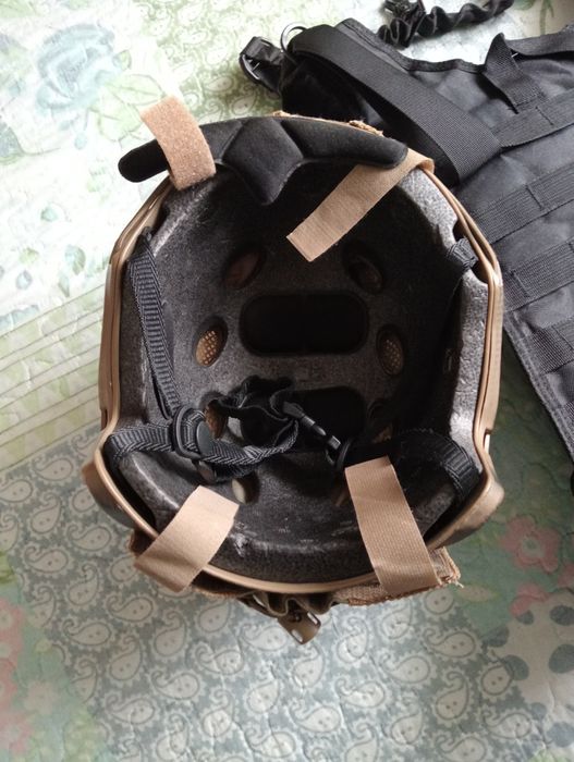 Colete tático airsoft e capacete