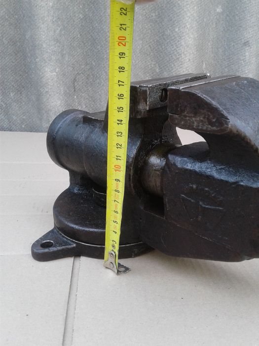 Новые тиски поворотные СССР лещата поворотні СРСР