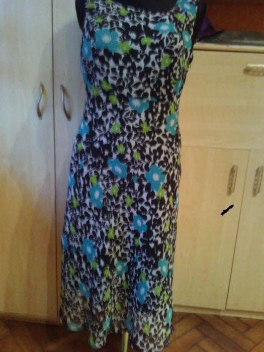 sukienka, zwiewna, maxi roz. 40