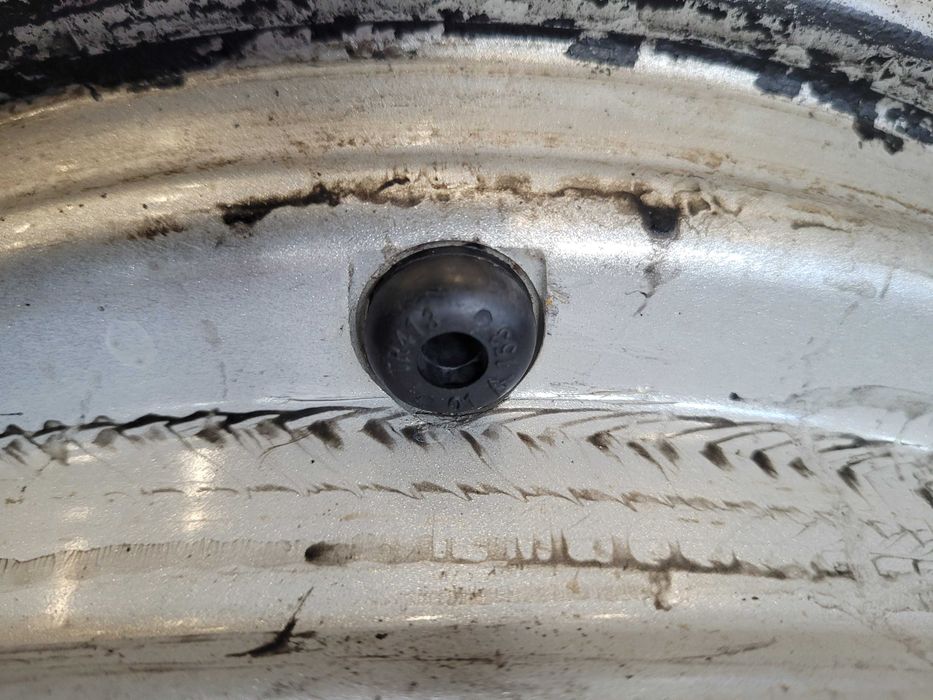 Felgi aluminiowe r 15 toyota 5 x 100