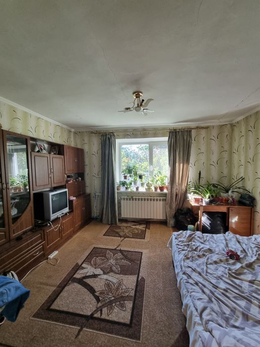 Лісок, продаж частини будинку з окремим двором зі зручностями