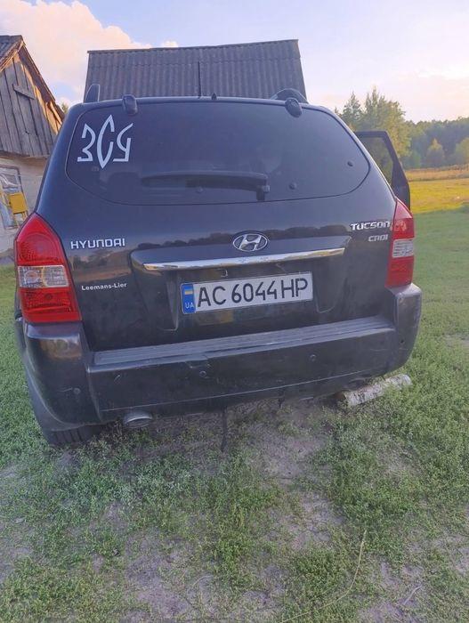 Продам Hyundai Tucson 2008