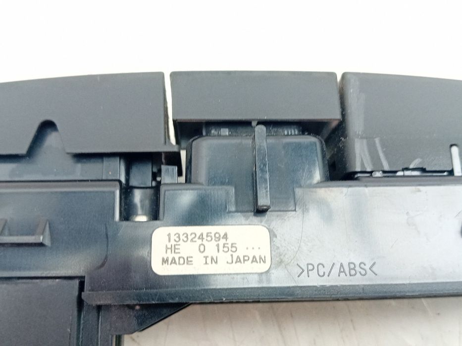Botão / interruptor 4 piscas OPEL Insignia A (G09)
