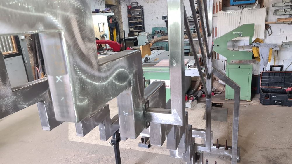 Schody ażurowe konstrukcja na wymiar