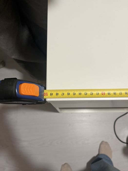 Secretária branca IKEA com gavetas