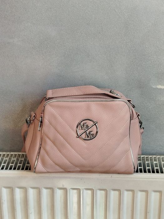 Elegancka torebka pudrowy róż