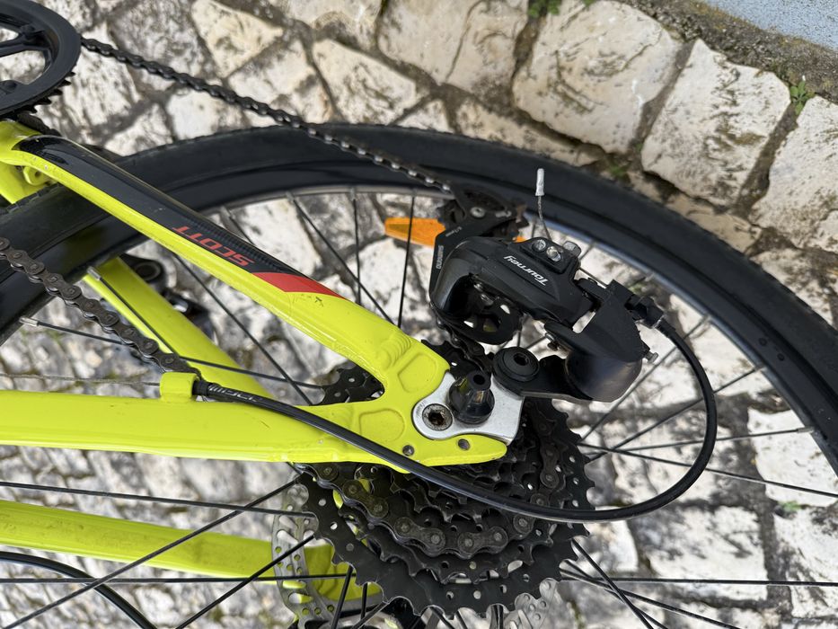 Scott Scale 24 | Bicicleta BTT Criança | Roda 24 | Travões de Disco