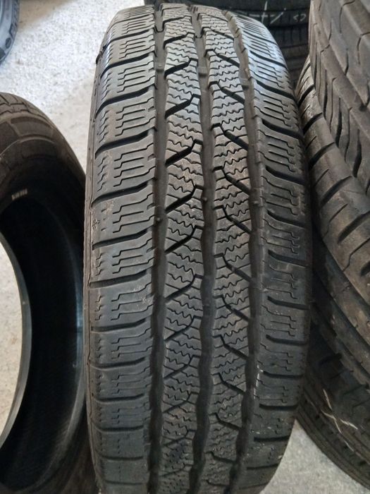 2 Pneus 175/70R14 C Continental como Novos