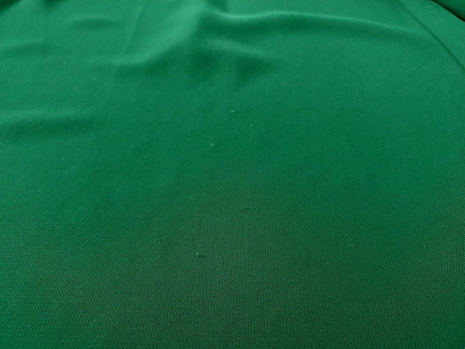 S sukienka tunika zielona z długim rękawem ozdobiona haftem angielskim